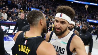 星空体育-比肩乔丹詹皇！库里主宰末节扎心汤神：36岁连轰35+