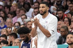 星空体育-不用塔图姆赛前就已决定，科尔：下一场阵容还会变