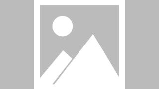 17岁德国后卫新秀崭露头角，短暂亮相引三豪门竞逐